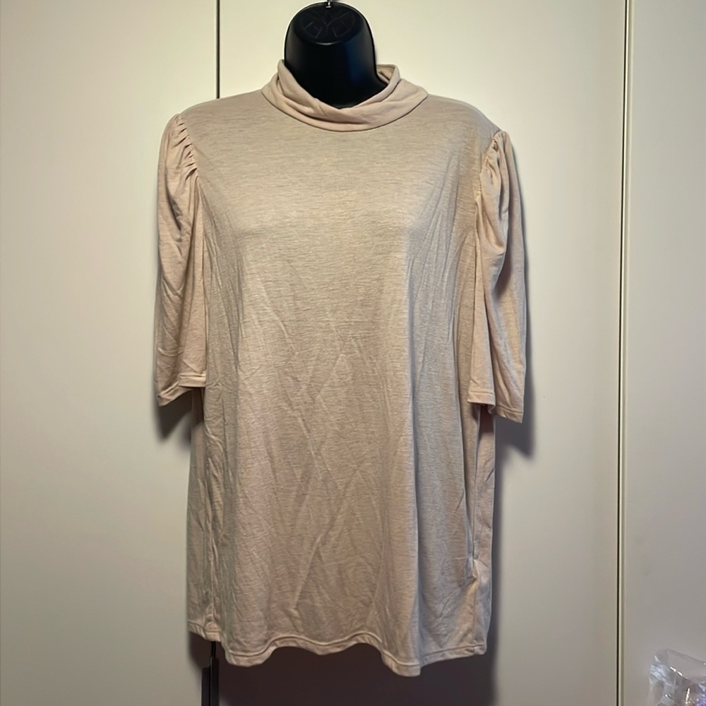 Woman’s express top size large brand new with tags